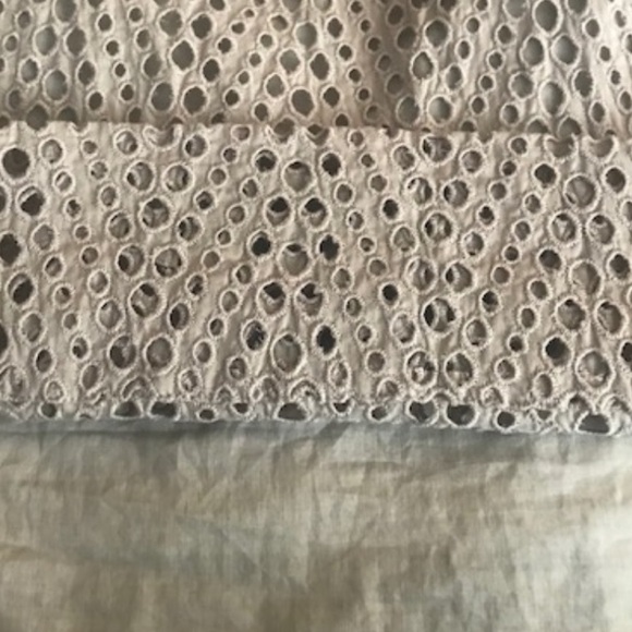 Vince Eyelet Sleeveless Dress Cotton - Size 4 in Color Beige/Stone - Picture 5 of 13